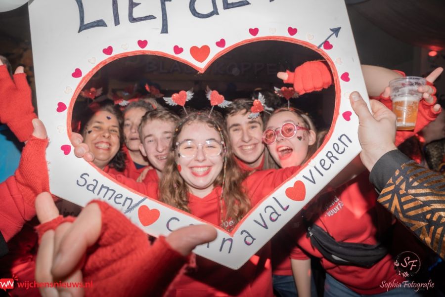 Foto's: Carnaval 2024 in Sterrebosch en De Arend op 11 februari